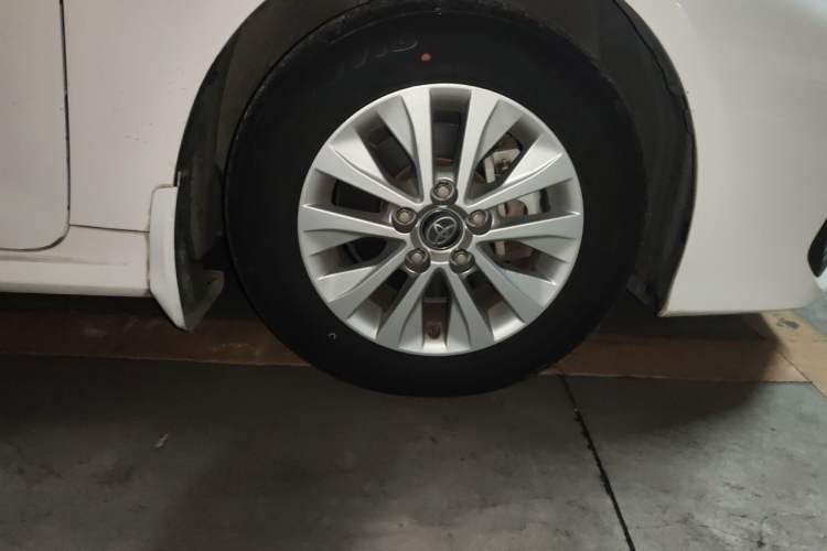 Used Toyota Corolla 2021 TNGA 1.5L CVT Pioneer Edition Right Front Wheel Hub