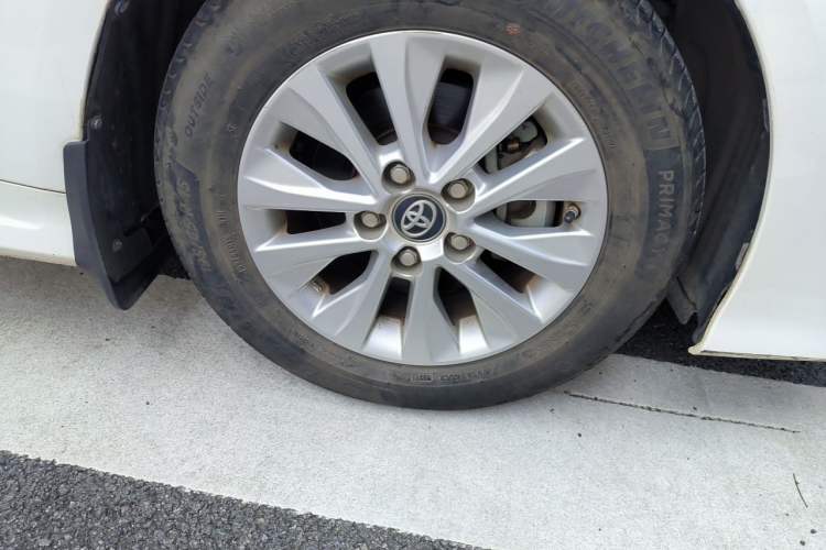 Used Toyota Corolla 2021 TNGA 1.5L CVT Elite Edition Right Front Wheel Hub