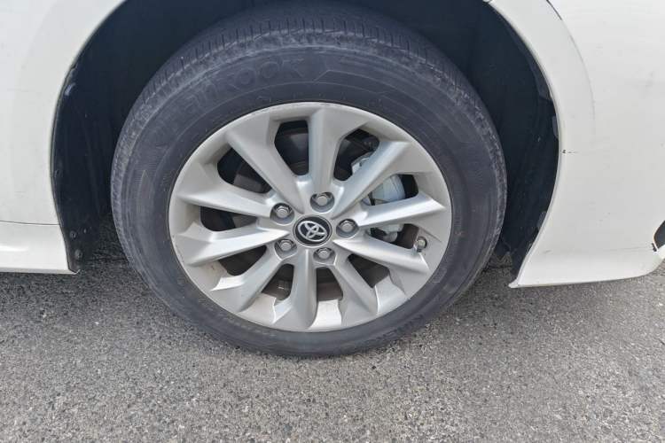Used Toyota Corolla 2021 1.2T S-CVT Luxury Edition Right Front Wheel Hub