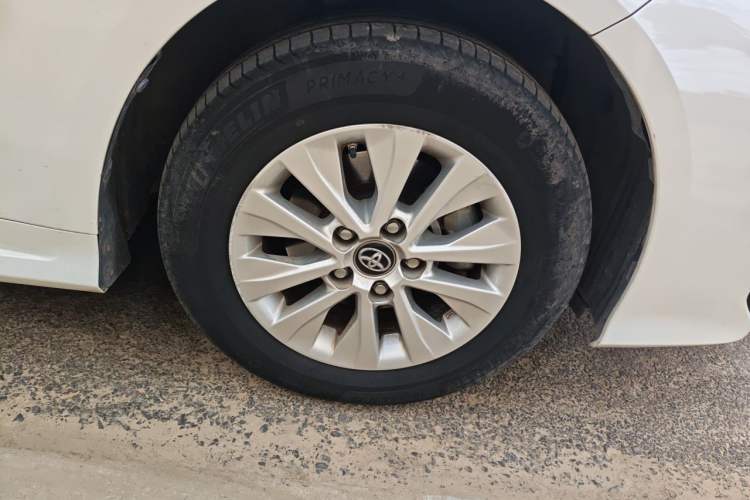 Used Toyota Corolla 2021 1.2T S-CVT Pioneer PLUS Edition Right Front Wheel Hub