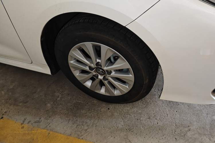 Used Toyota Corolla 2021 TNGA 1.5L CVT Elite Edition Right Front Wheel Hub