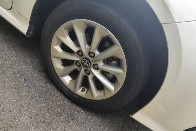 Used Toyota Corolla 2021 1.2T S-CVT Elite PLUS Edition Right Front Wheel Hub