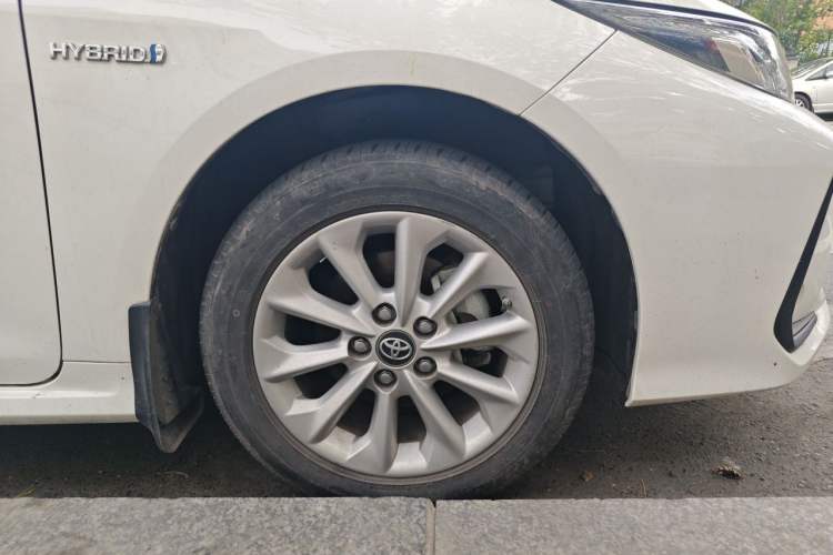 Used Toyota Corolla 2021 Dual-Motor 1.8L E-CVT Elite Edition Right Front Wheel Hub
