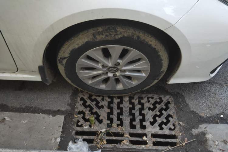 Used Toyota Corolla 2021 TNGA 1.5L CVT Pioneer Edition Right Front Wheel Hub