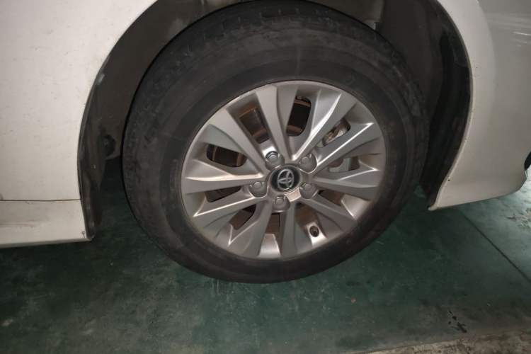 Used Toyota Corolla 2021 1.2T S-CVT Elite Edition Right Front Wheel Hub