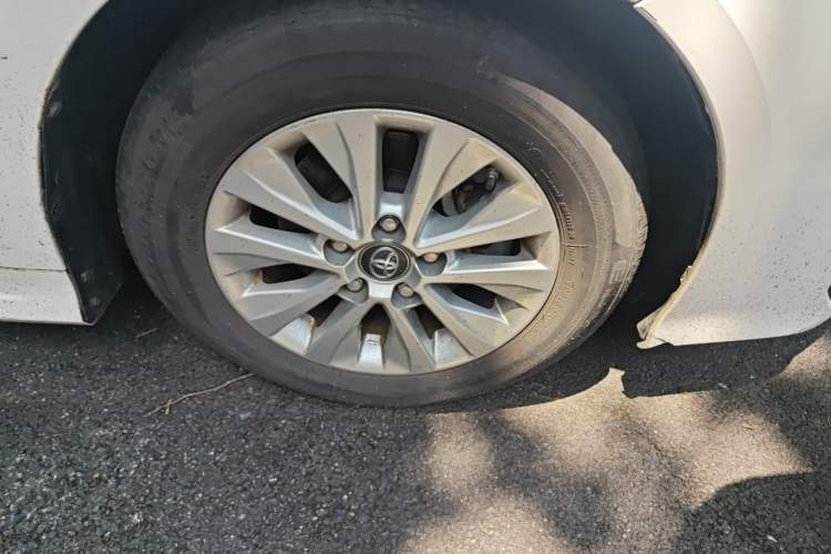 Used Toyota Corolla 2021 TNGA 1.5L CVT Elite Edition Right Front Wheel Hub