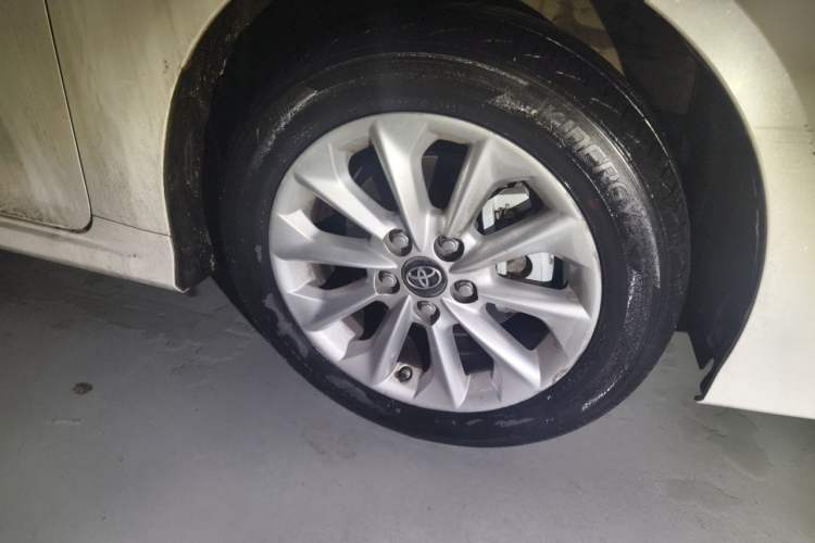Used Toyota Corolla 2021 1.2T S-CVT Elite PLUS Edition Right Front Wheel Hub