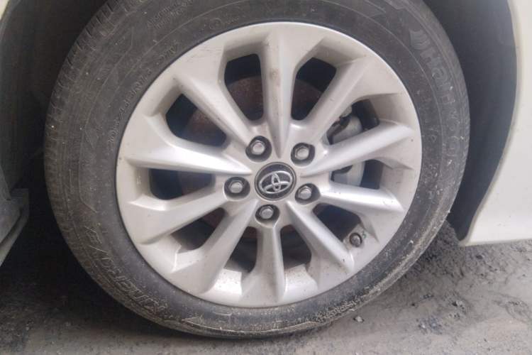 Used Toyota Corolla 2021 1.2T S-CVT Elite PLUS Edition Right Front Wheel Hub