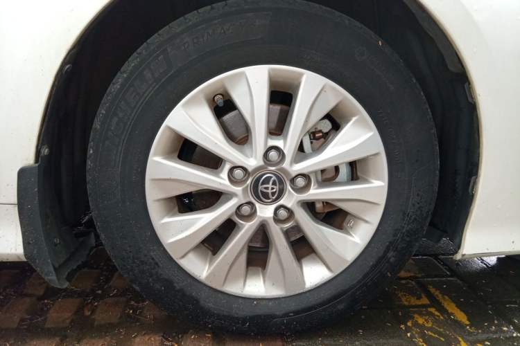 Used Toyota Corolla 2021 TNGA 1.5L CVT Pioneer Edition Right Front Wheel Hub