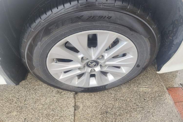 Used Toyota Corolla 2021 1.2T S-CVT Pioneer Edition Right Front Wheel Hub