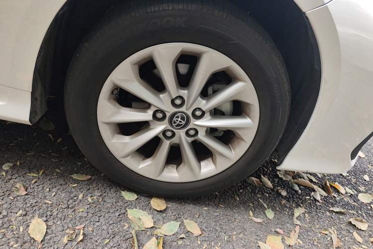 Used Toyota Corolla 2021 1.2T S-CVT Elite Edition Right Front Wheel Hub