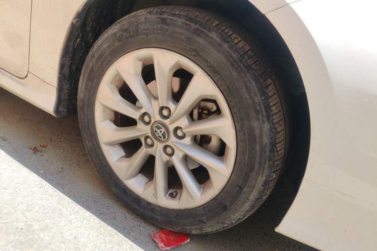 Used Toyota Corolla 2021 1.2T S-CVT Elite PLUS Edition Right Front Wheel Hub