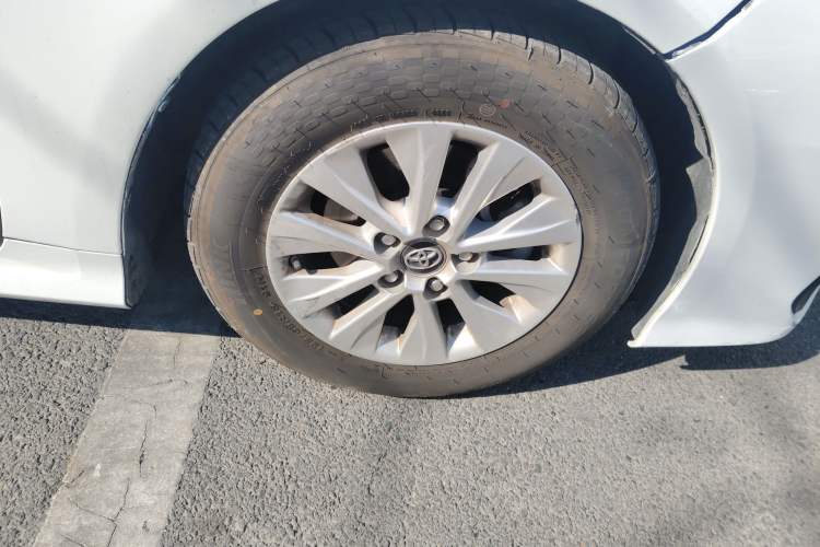 Used Toyota Corolla 2021 TNGA 1.5L CVT Elite Edition Right Front Wheel Hub