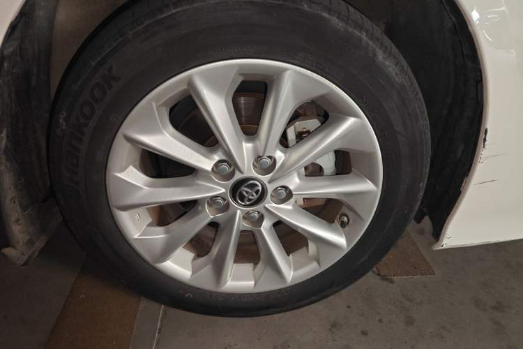 Used Toyota Corolla 2021 1.2T S-CVT Elite PLUS Edition Right Front Wheel Hub