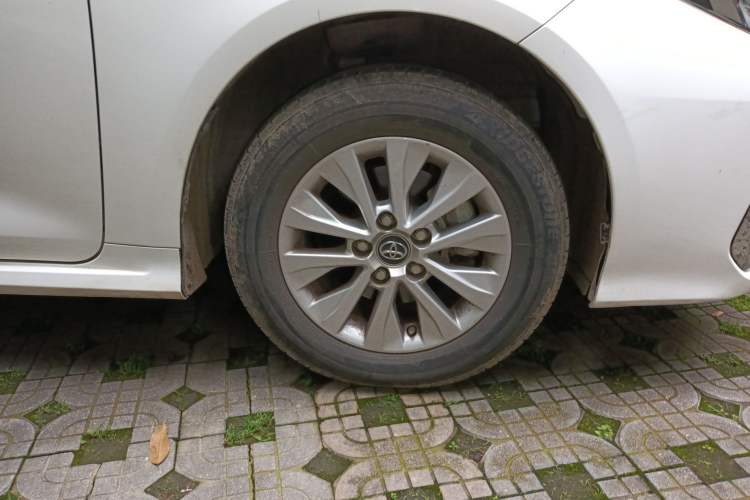 Used Toyota Corolla 2021 1.2T S-CVT Pioneer PLUS Edition Right Front Wheel Hub