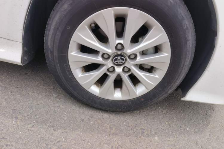 Used Toyota Corolla 2021 TNGA 1.5L CVT Pioneer Edition Right Front Wheel Hub