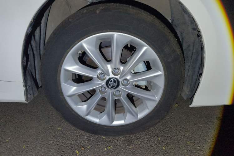 Used Toyota Corolla 2021 1.2T S-CVT Luxury Edition Right Front Wheel Hub