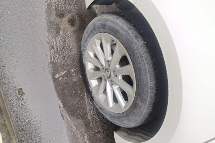 Used Toyota Corolla 2021 1.2T S-CVT Luxury Edition Right Front Wheel Hub