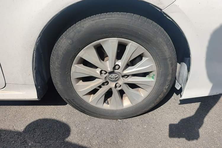 Used Toyota Corolla 2021 TNGA 1.5L CVT Pioneer Edition Right Front Wheel Hub
