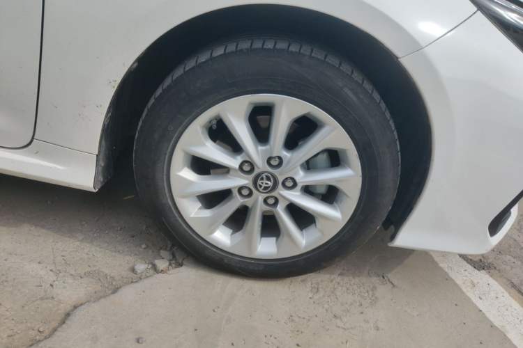 Used Toyota Corolla 2021 Dual-Motor 1.8L E-CVT Elite Edition Right Front Wheel Hub