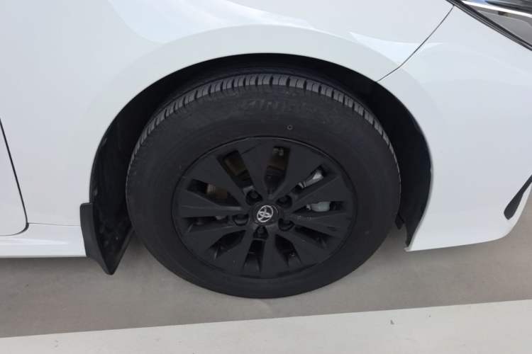 Used Toyota Corolla 2021 TNGA 1.5L CVT Elite Edition Right Front Wheel Hub