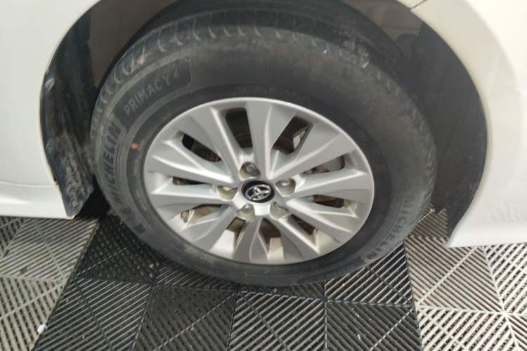 Used Toyota Corolla 2021 1.2T S-CVT Pioneer PLUS Edition Right Front Wheel Hub