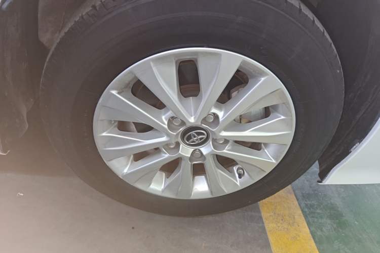 Used Toyota Corolla 2021 1.2T S-CVT Elite Edition Right Front Wheel Hub