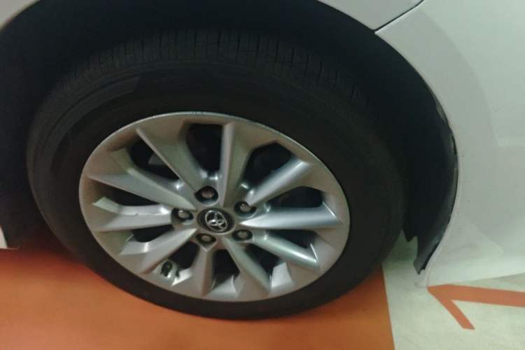 Used Toyota Corolla 2021 1.2T S-CVT Luxury Edition Right Front Wheel Hub