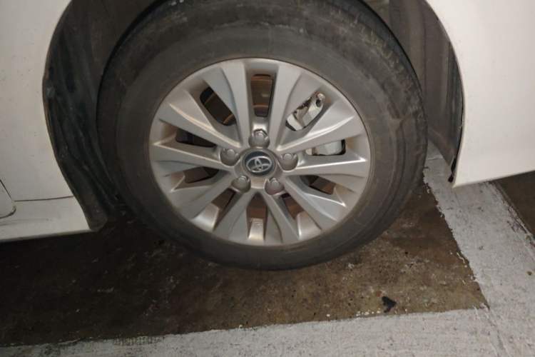 Used Toyota Corolla 2021 1.2T S-CVT Elite Edition Right Front Wheel Hub