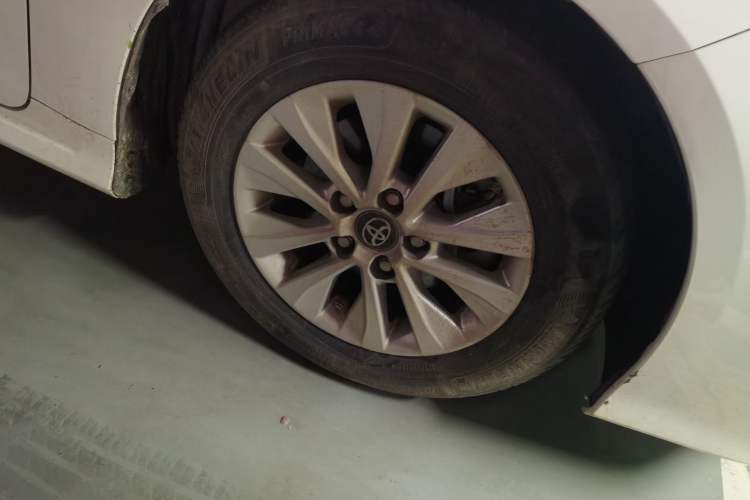 Used Toyota Corolla 2021 TNGA 1.5L CVT Elite CARE Edition Right Front Wheel Hub
