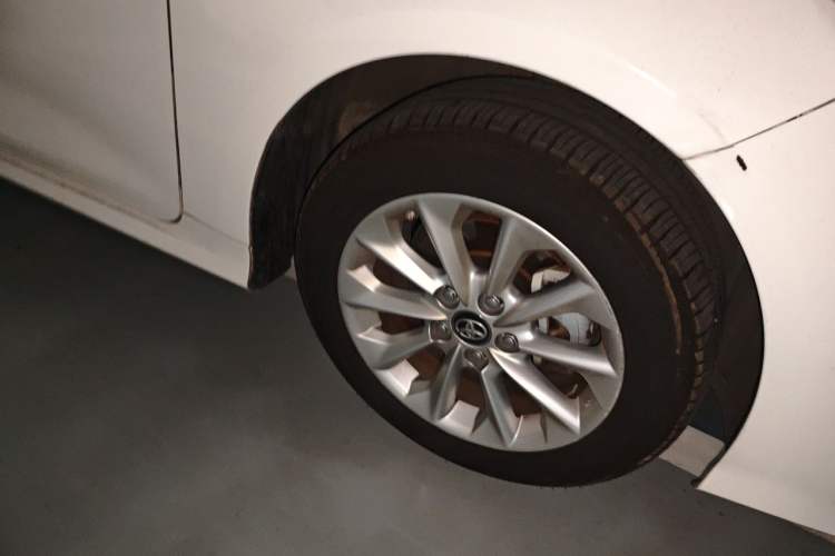 Used Toyota Corolla 2021 1.2T S-CVT Luxury Edition Right Front Wheel Hub