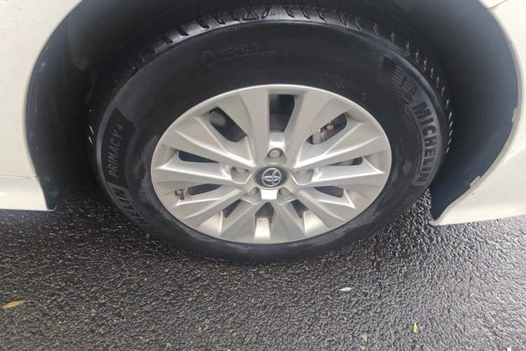 Used Toyota Corolla 2021 1.2T S-CVT Pioneer Edition Right Front Wheel Hub