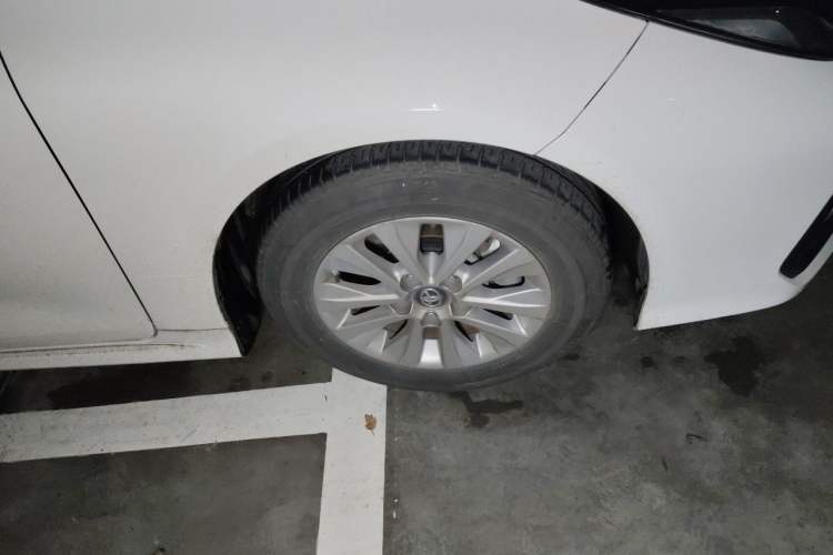 Used Toyota Corolla 2021 TNGA 1.5L CVT Elite Edition Right Front Wheel Hub