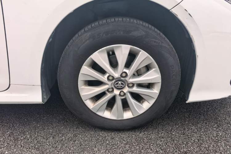 Used Toyota Corolla 2021 1.2T S-CVT Pioneer Edition Right Front Wheel Hub