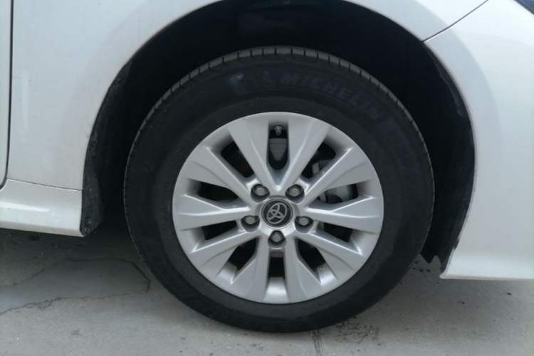 Used Toyota Corolla 2021 Dual-Engine 1.8L E-CVT Pioneer Edition Right Front Wheel Hub