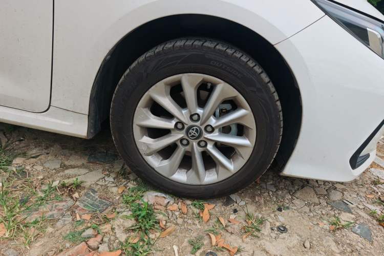 Used Toyota Corolla 2021 1.2T S-CVT Elite PLUS Edition Right Front Wheel Hub