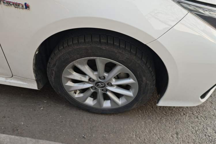 Used Toyota Corolla 2021 Dual-Motor 1.8L E-CVT Elite Edition Right Front Wheel Hub