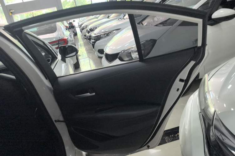 Used Toyota Corolla 2021 1.2T S-CVT Elite PLUS Edition Right Rear Door Interior