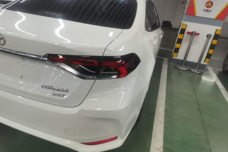Used Toyota Corolla 2021 1.2T S-CVT Luxury Edition Right Rear Taillight