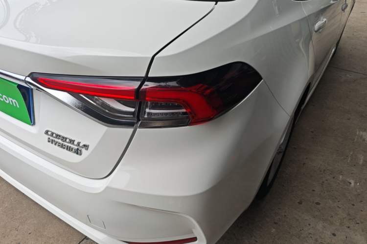 Used Toyota Corolla 2021 Dual-Motor 1.8L E-CVT Elite Edition Right Rear Taillight