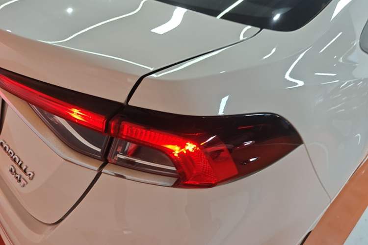 Used Toyota Corolla 2021 1.2T S-CVT Elite Edition Right Rear Taillight
