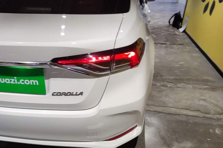 Used Toyota Corolla 2021 TNGA 1.5L CVT Elite CARE Edition Right Rear Taillight