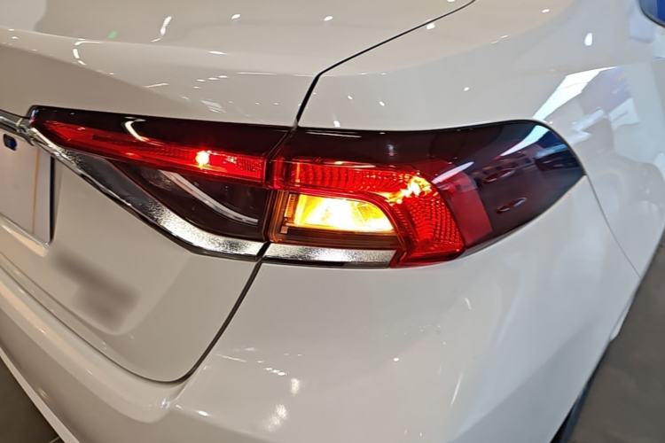 Used Toyota Corolla 2021 1.2T S-CVT Elite PLUS Edition Right Rear Taillight