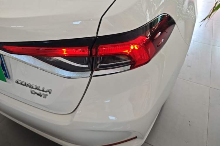 Used Toyota Corolla 2021 1.2T S-CVT Elite PLUS Edition Right Rear Taillight
