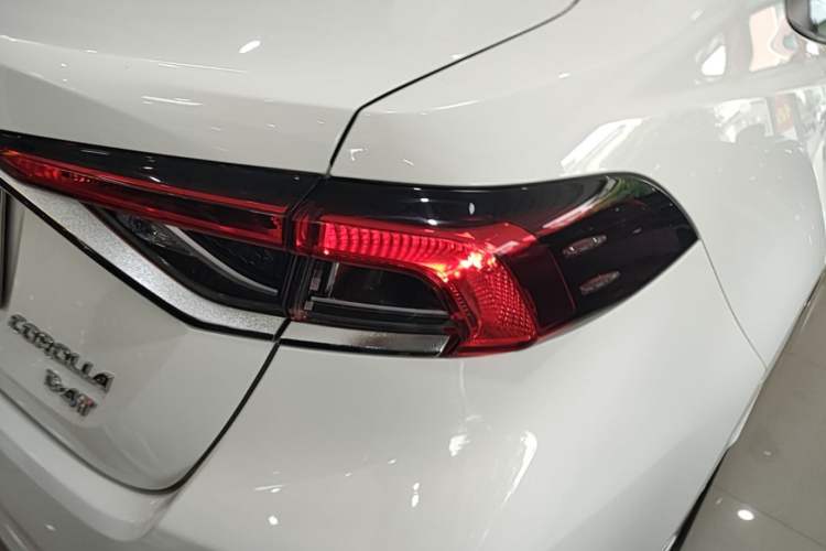 Used Toyota Corolla 2021 1.2T S-CVT Pioneer PLUS Edition Right Rear Taillight