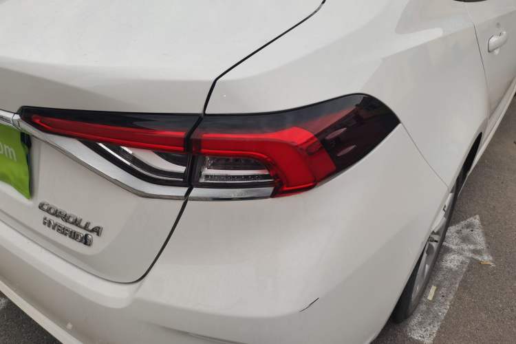 Used Toyota Corolla 2021 Dual-Motor 1.8L E-CVT Elite Edition Right Rear Taillight