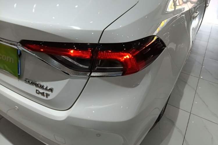 Used Toyota Corolla 2021 1.2T S-CVT Elite Edition Right Rear Taillight