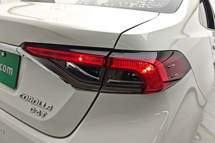 Used Toyota Corolla 2021 1.2T S-CVT Pioneer PLUS Edition Right Rear Taillight