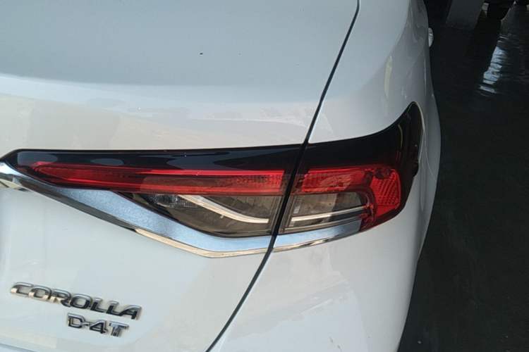 Used Toyota Corolla 2021 1.2T S-CVT Elite PLUS Edition Right Rear Taillight