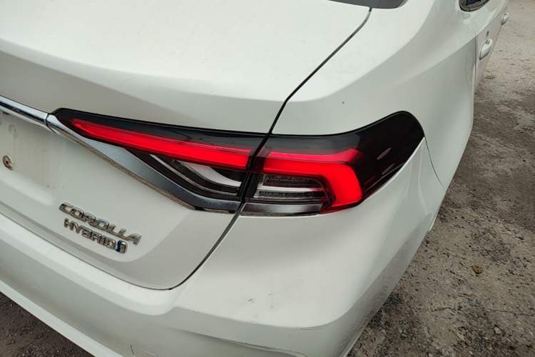 Used Toyota Corolla 2021 Dual-Motor 1.8L E-CVT Elite Edition Right Rear Taillight